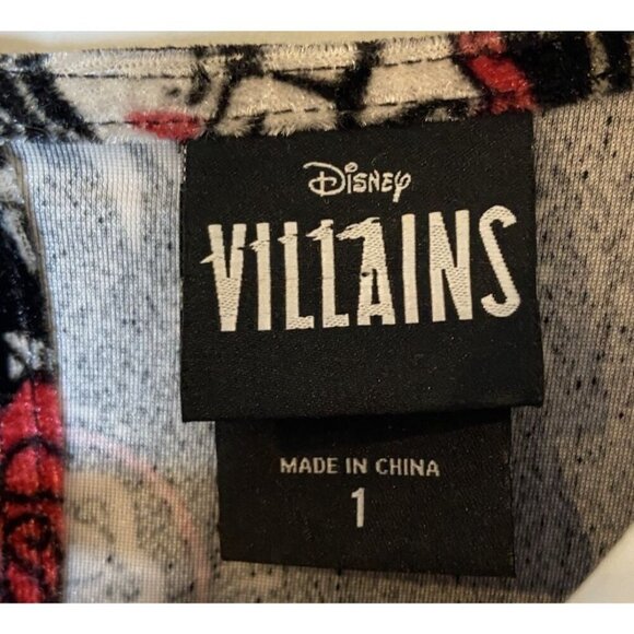 Torrid Disney Villains Skater Dress Black White Red Size 1 - Picture 3 of 5